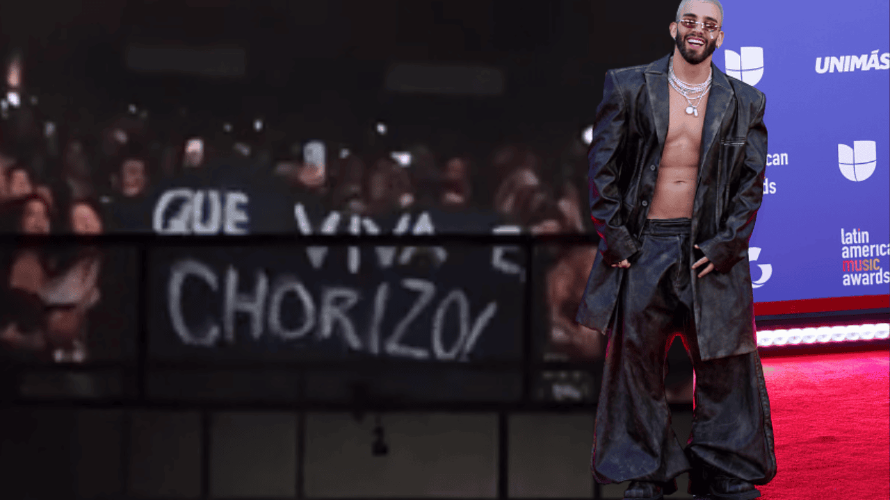Izquierda: letrero de "¡Que viva el chorizo!". Derecha: Manuel Turizo en los LAMA 2023