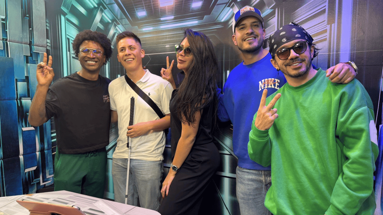Jey P El Residente, Maikol Chacón, Laura Buendía, Cristian Pasquel y Mauro López