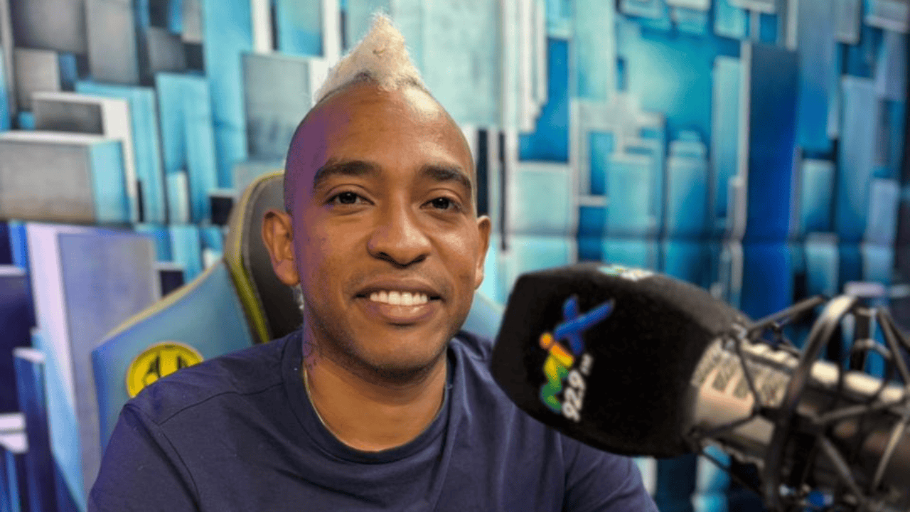 El Negro Está Claro, creador de contenido