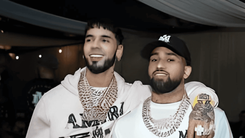 Anuel AA y Bryant Myers