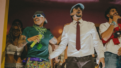 Feid y Bad Bunny en la residencia del puertorriqueño
