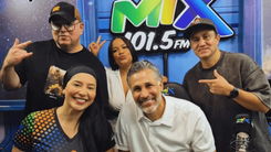 Equipo de Aquí nadie responde, de Mix Radio Cali, junto a Mario Alberto Yepes